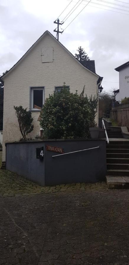 Mosel-Ina Villa Bullay Buitenkant foto